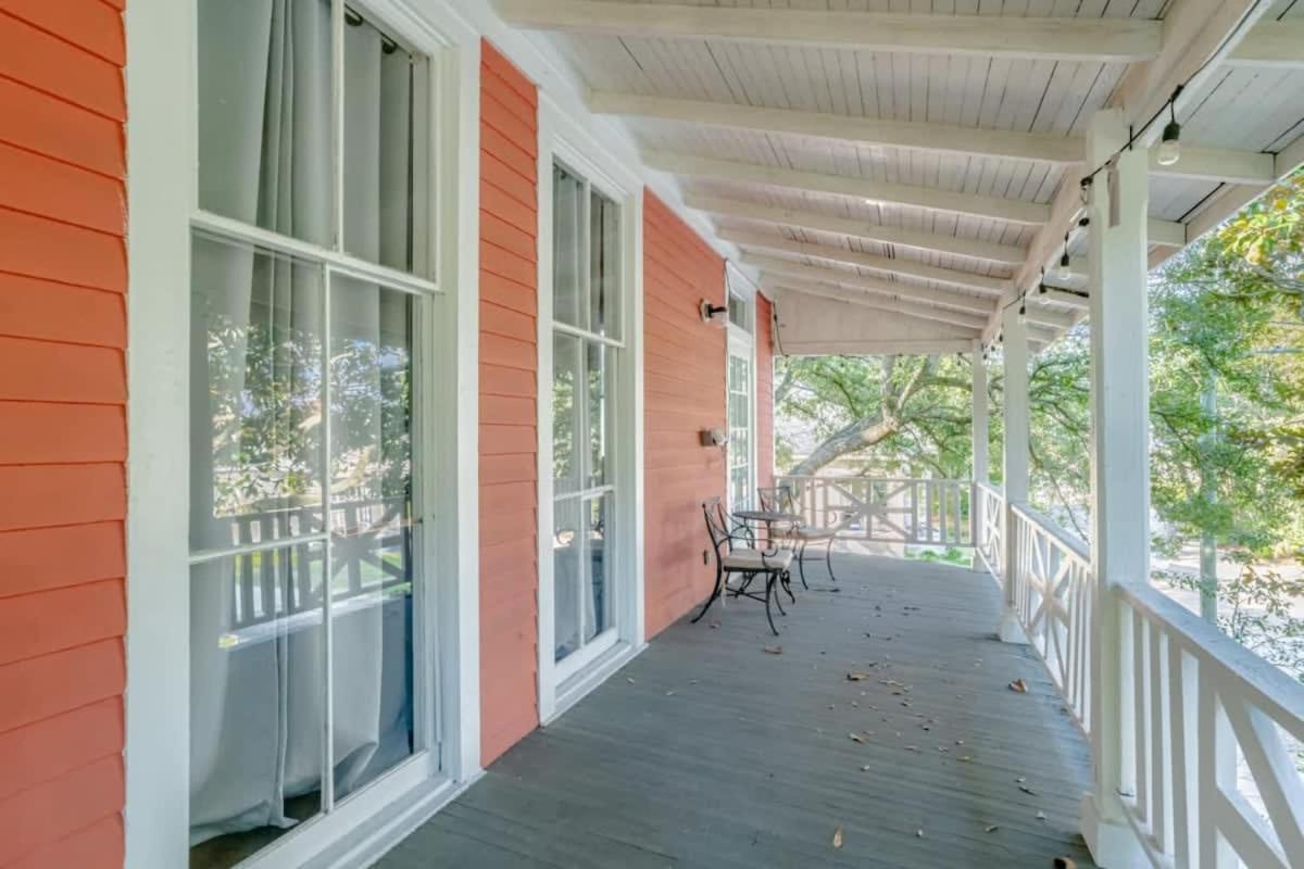 Pretty Peach Palace-Historic, Mins To Downtown Mobile Kültér fotó