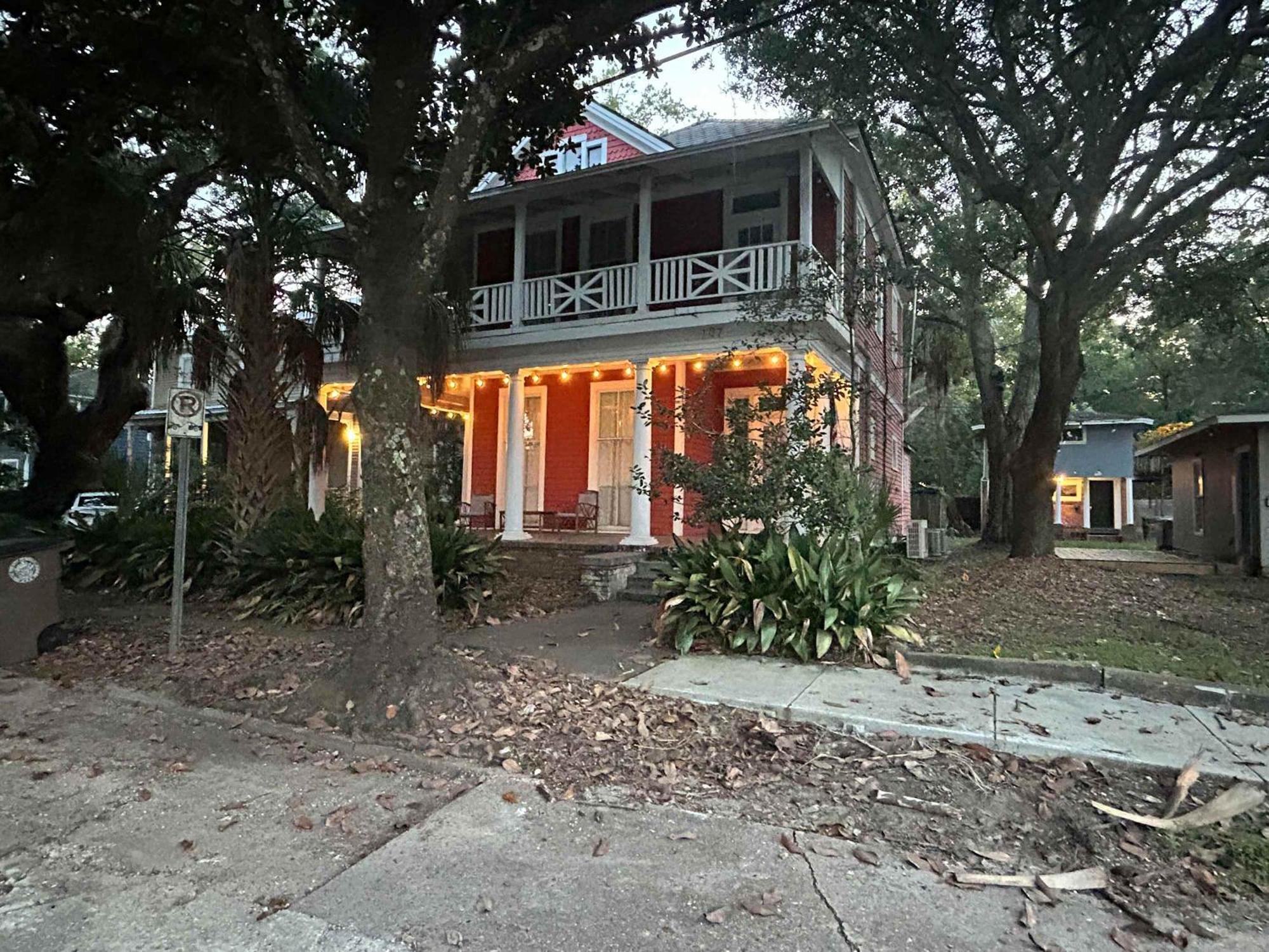 Pretty Peach Palace-Historic, Mins To Downtown Mobile Kültér fotó